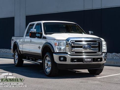 Used 2016 Ford F250 Lariat w/ Lariat Ultimate Package AWD/4WD image 15