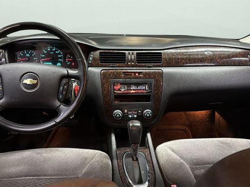 Used 2012 Chevrolet Impala LT image 22