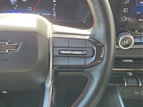 Used 2023 Chevrolet Colorado Z71 w/ Z71 Convenience Package 2 image 17