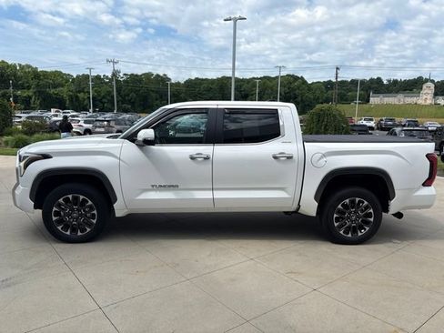 Used 2026 Toyota Tundra Limited AWD/4WD image 4