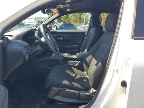 Used 2023 Honda HR-V Sport image 14