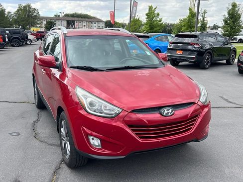 Used 2015 Hyundai Tucson SE AWD/4WD image 5