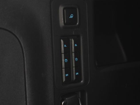 Used 2025 Ford Expedition Max Platinum w/ Stealth Performance Package AWD/4WD image 21