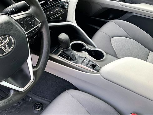 Used 2023 Toyota Camry LE image 15