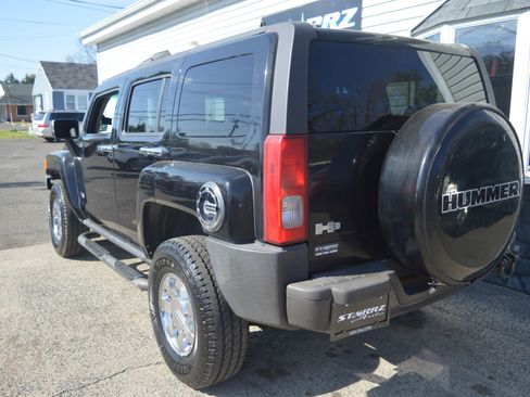 Used 2006 HUMMER H3 image 3