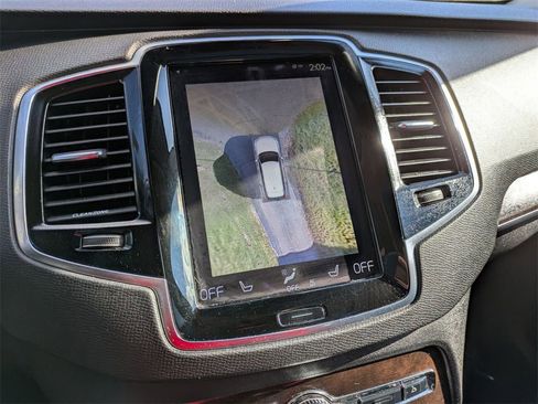 Used 2016 Volvo XC90 T8 Momentum w/ Vision Package image 22