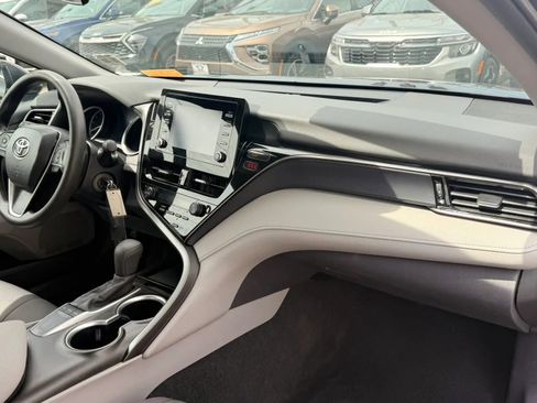Used 2024 Toyota Camry LE FWD image 17