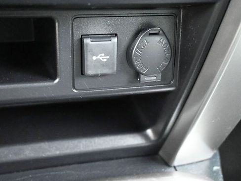 Used 2023 Toyota 4Runner SR5 Premium w/ Moonroof Package RWD image 13
