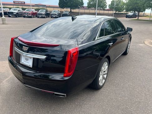 Used 2017 Cadillac XTS Luxury FWD image 5