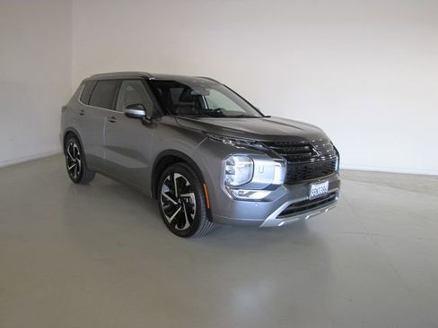 Used 2022 Mitsubishi Outlander SEL AWD/4WD image 3
