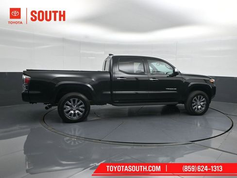 Used 2023 Toyota Tacoma Limited image 3
