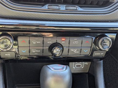 Used 2024 Jeep Compass Trailhawk image 20