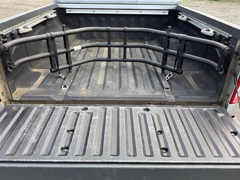 Used 2017 Nissan Frontier PRO-4X w/ Pro-4x Luxury Package AWD/4WD image 12