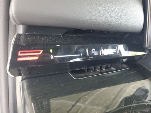 Used 2026 BMW 530i RWD image 21