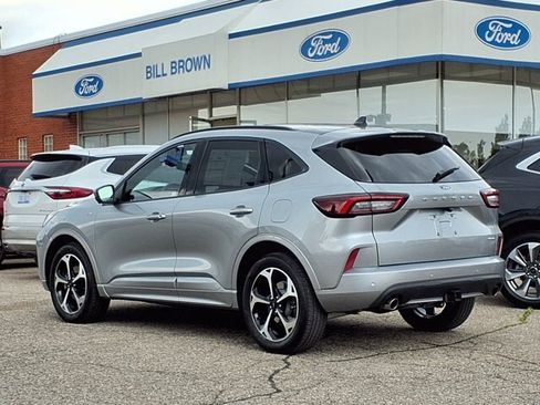Certified 2023 Ford Escape ST-Line Select w/ Tech Pack #2 AWD/4WD image 2