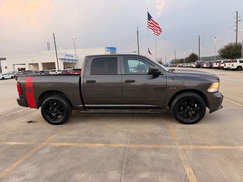 Used 2016 RAM 1500 Express image 9