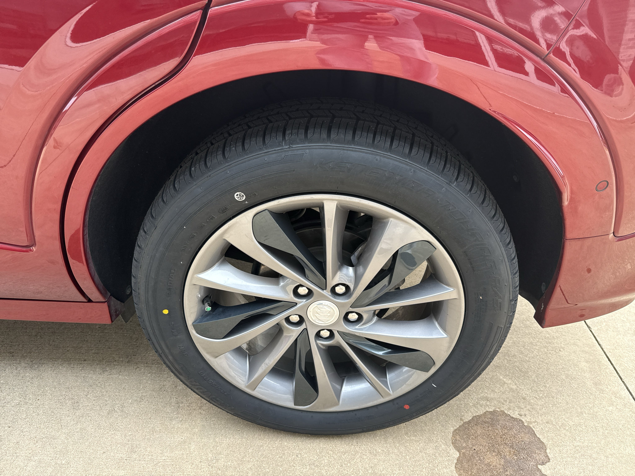 Used 2022 Buick Encore GX Essence w/ Advanced Technology Package FWD image 14
