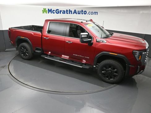 Used 2024 GMC Sierra 2500 Denali w/ Denali Reserve Package AWD/4WD image 3