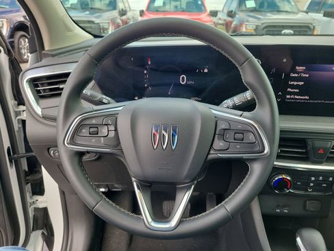 Used 2025 Buick Encore GX Preferred FWD image 24