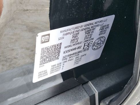 Certified 2025 Cadillac Escalade V w/ LPO, Floor Liner Package image 34