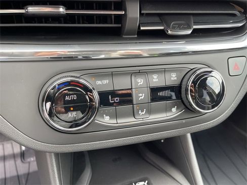 New 2025 Buick Envista Preferred w/ Convenience I Package image 18