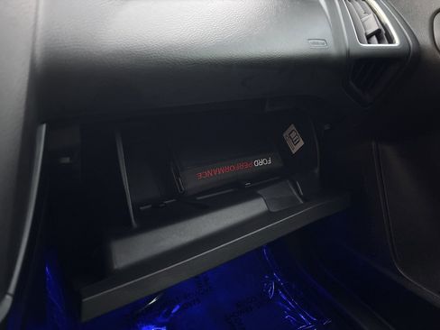 Used 2017 Ford Focus ST image 26