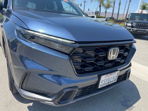 Used 2025 Honda CR-V Sport image 10
