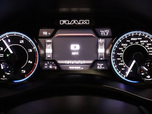 Used 2021 RAM 2500 Limited AWD/4WD image 38