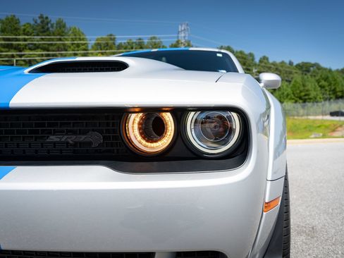 Used 2023 Dodge Challenger SRT Hellcat RWD image 9