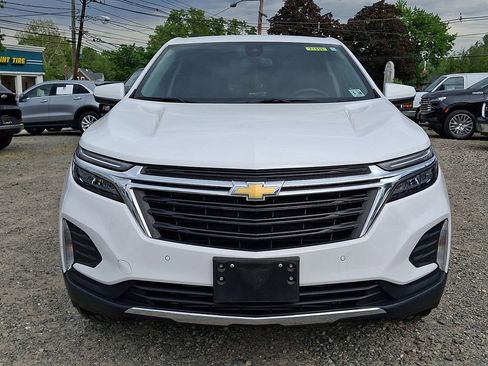Used 2023 Chevrolet Equinox LT AWD/4WD image 2