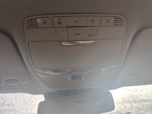 Used 2022 Mercedes-Benz GLC 300 image 24