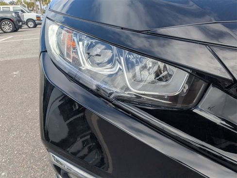 Used 2020 Honda Civic EX image 10