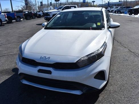 Used 2023 Kia Forte LXS image 7