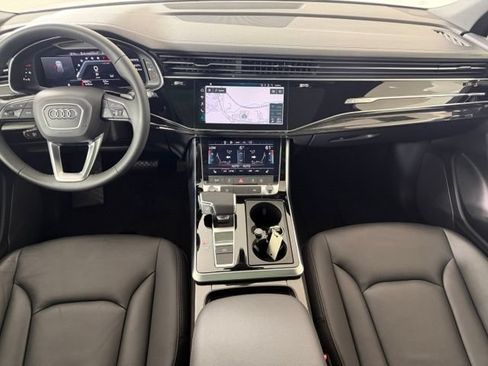 Certified 2023 Audi Q7 2.0T Premium Plus w/ Convenience Package AWD/4WD image 16