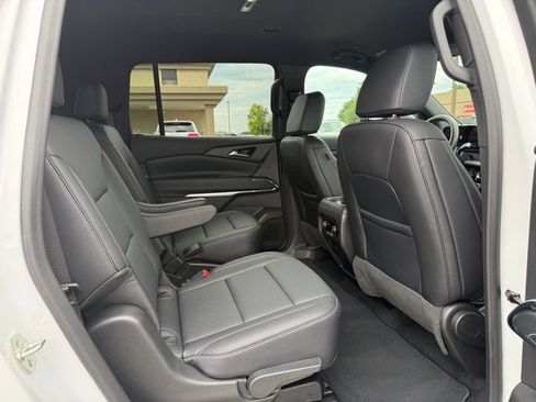 Used 2026 Chevrolet Traverse LT AWD/4WD image 21