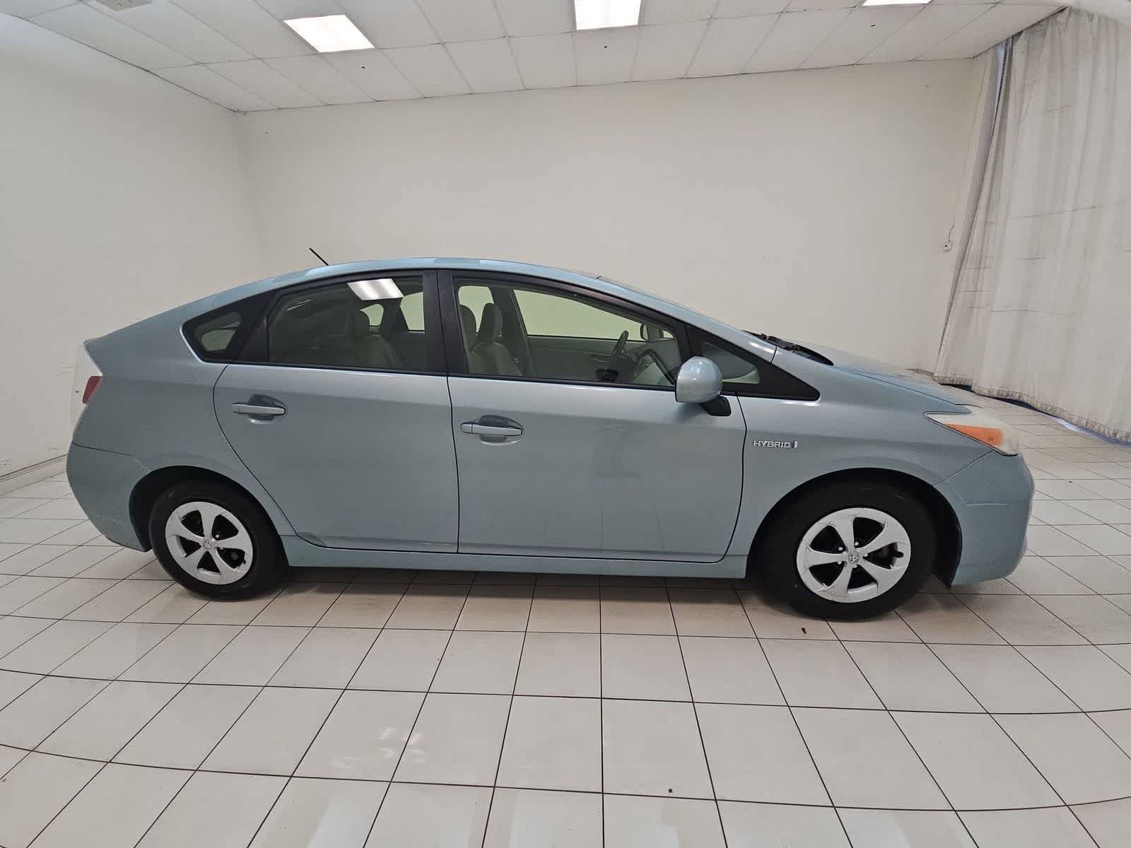 Used 2014 Toyota Prius Three FWD image 23