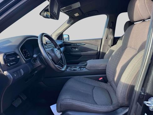 Used 2023 Honda Pilot Sport image 15