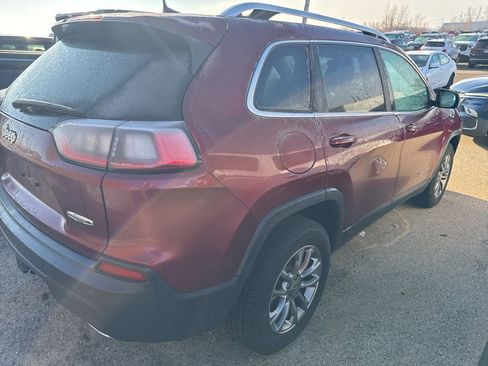 Used 2019 Jeep Cherokee Latitude Plus w/ Cold Weather Group image 5