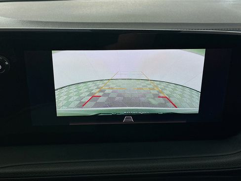 Used 2025 Buick Encore GX Preferred FWD image 22