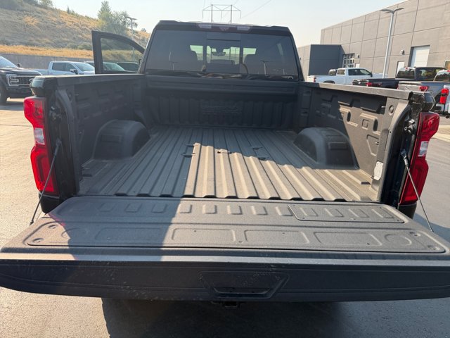 Used 2021 Chevrolet Silverado 3500 High Country w/ Z71 Off-Road Package AWD/4WD image 24
