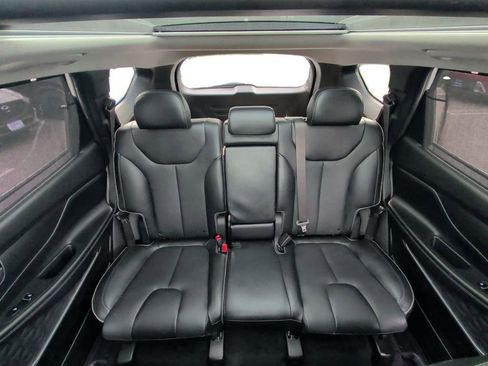 Used 2023 Hyundai Santa Fe Limited w/ Cargo Package FWD image 12