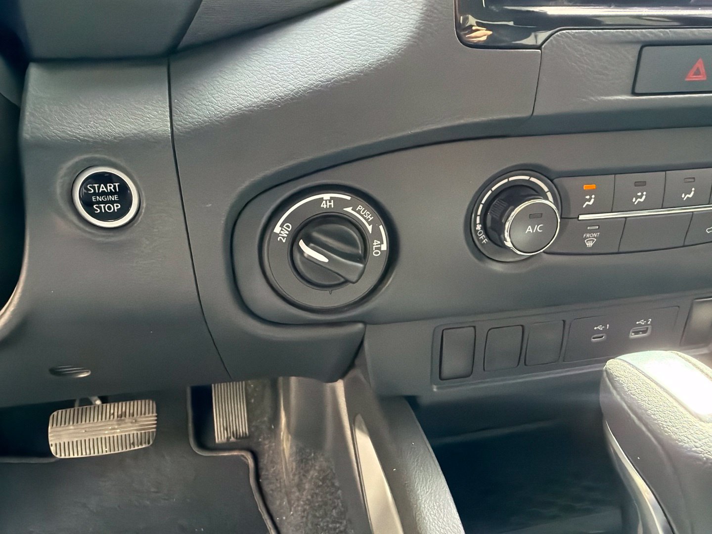 Used 2022 Nissan Frontier SV AWD/4WD image 11