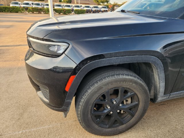 Used 2024 Jeep Grand Cherokee L Laredo AWD/4WD image 7