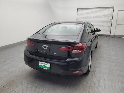 Used 2019 Hyundai Elantra SE w/ Cargo Package FWD image 7