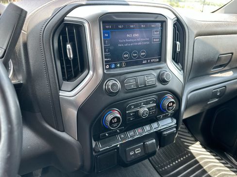 Used 2021 Chevrolet Silverado 1500 LT w/ Fleet Comfort Package AWD/4WD image 16