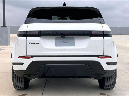 Used 2026 Land Rover Range Rover Evoque S image 4