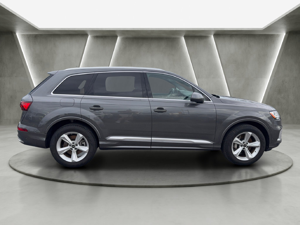 Used 2023 Audi Q7 2.0T Premium Plus w/ Premium Plus Package AWD/4WD image 8