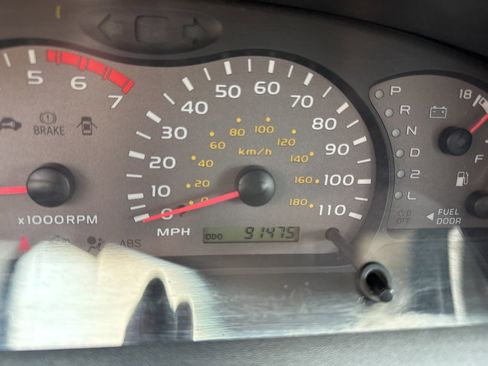 Used 2004 Toyota Sequoia SR5 image 33