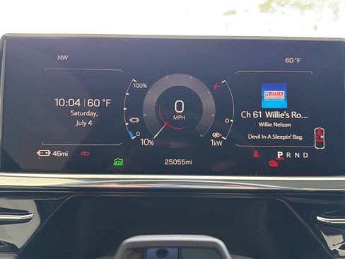 Used 2024 GMC Sierra EV Denali AWD/4WD image 14
