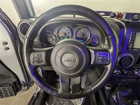Used 2017 Jeep Wrangler Unlimited Sport w/ Connectivity Group image 14